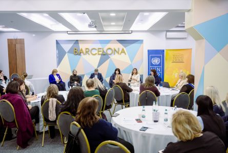 „Femeile văd primele schimbările din comunități”: mesajul EcoContact la masa rotundă dedicată rezilienței comunitare și rolului femeilor-lidere „Agenda Femeile, Pacea și Securitatea”